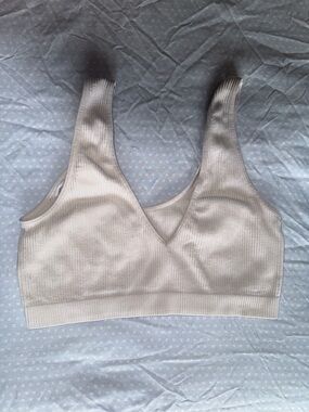 Colsie Ribbed V-Neck Bralette in Light Beige